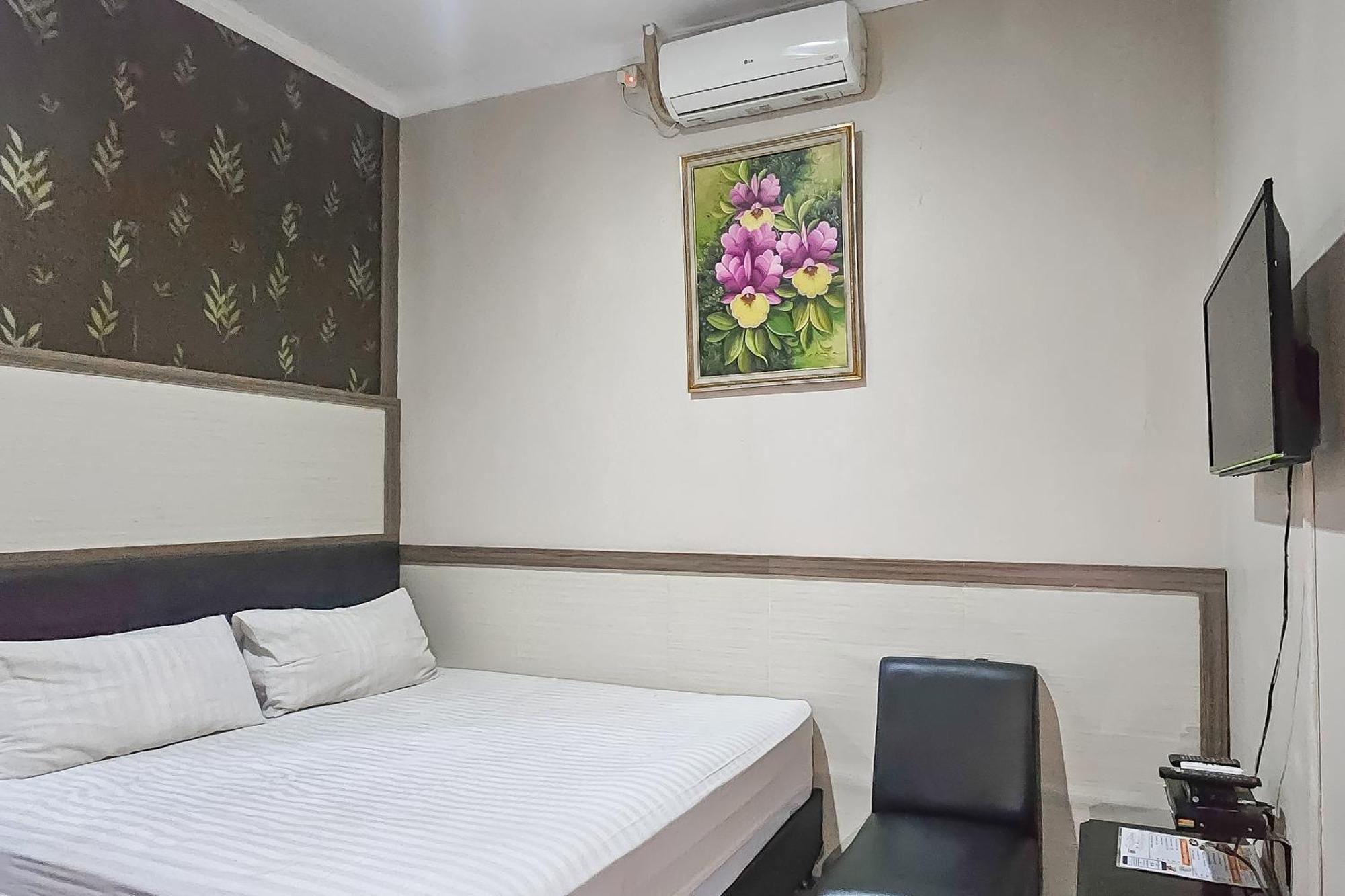 Wisma Brata Mitra Reddoorz Sukabumi Buitenkant foto